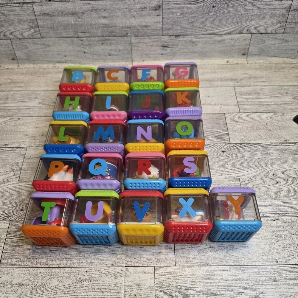 Fisher Price Peek a Boo Blocks Alphabet 2